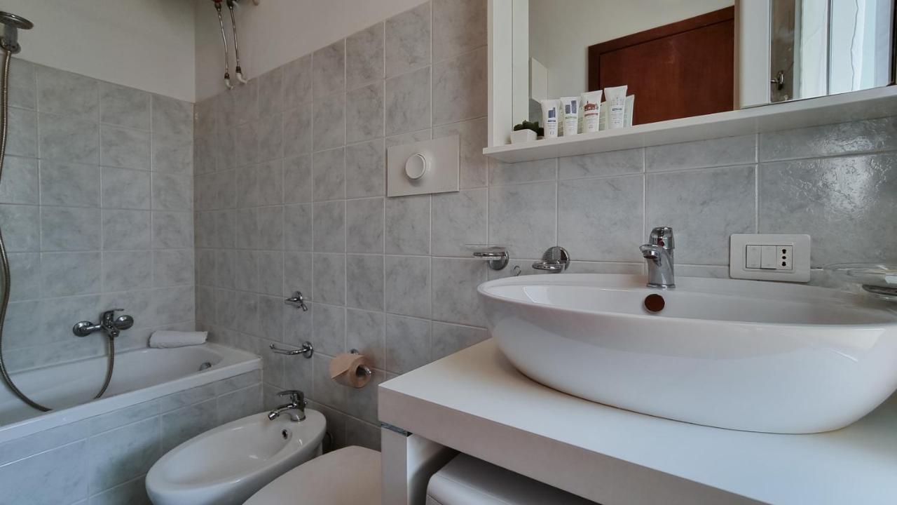 Italianway - Fauche 9 Apartment Milano Ngoại thất bức ảnh